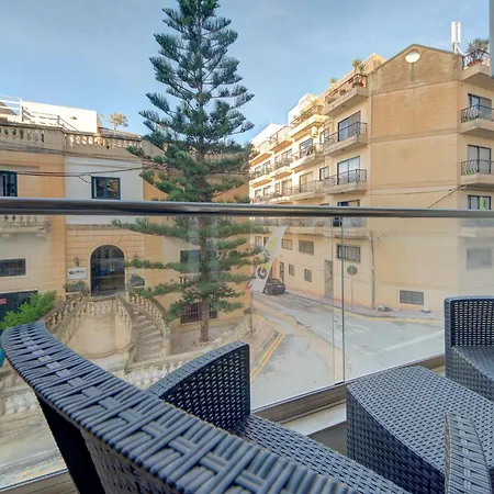 Modern 3br In The Charming Town Of St'pauls By 360 Estates דירה