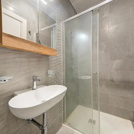 Modern 3br In The Charming Town Of St'pauls By 360 Estates アパート セント・ポールズ・ベイ