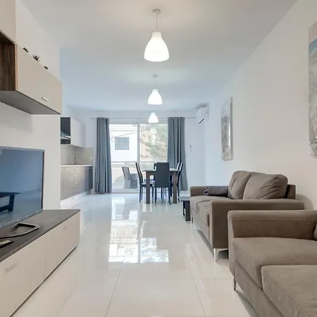 Modern 3br In The Charming Town Of St'pauls By 360 Estates アパート