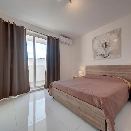 Apartment Modern 3br In The Charming Town Of St'pauls By 360 Estates St. Paul's Bay