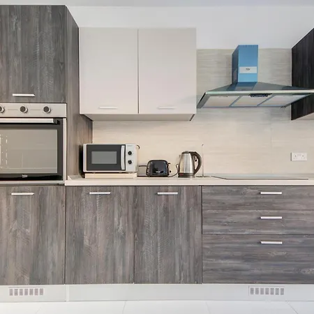 Modern 3br In The Charming Town Of St'pauls By 360 Estates *