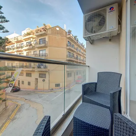 アパート Modern 3br In The Charming Town Of St'pauls By 360 Estates